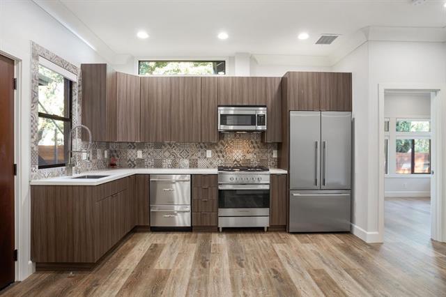 More Photos Of 251 Middlefield Rd, Palo Alto Apartments For Sale