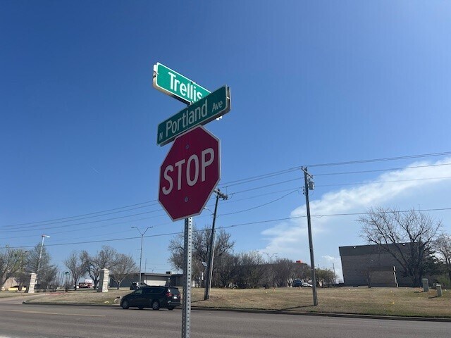 More Photos Of 3700 Trellis Ct, Oklahoma City Office Residential For Sale