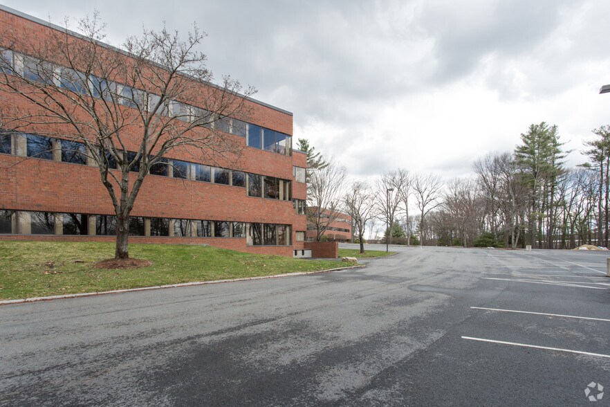 More Photos Of 521 Virginia Rdg, Concord Unknown For Lease