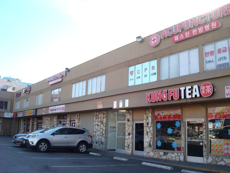 More Photos Of 730-740 S Western Ave, Los Angeles Storefront Retail Office For Lease
