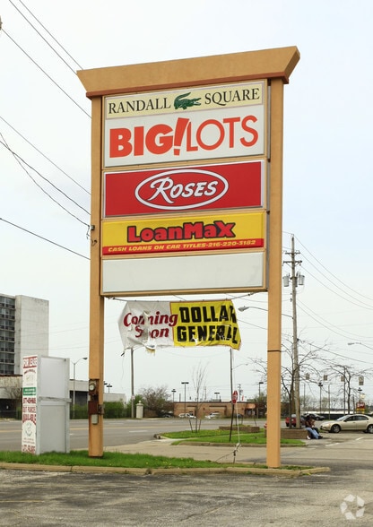 More Photos Of 4635 Northfield Rd, Cleveland Freestanding For Lease