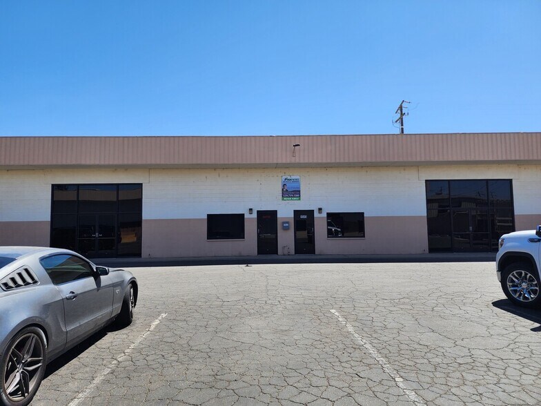 More Photos Of 1515 E Tulare Ave, Tulare Flex For Lease