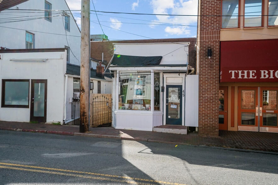 More Photos Of 45 Randall St, Annapolis Storefront For Sale