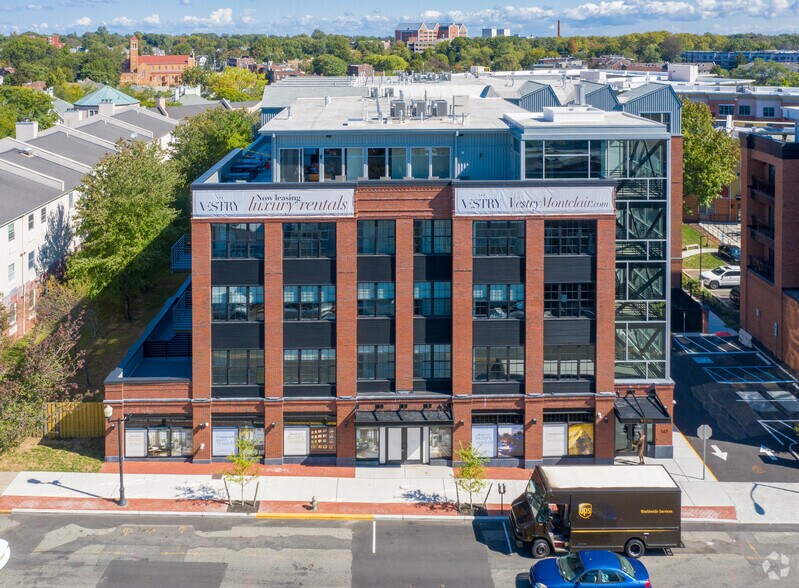 More Photos Of 147 Bloomfield Ave, Montclair Apartments For Lease