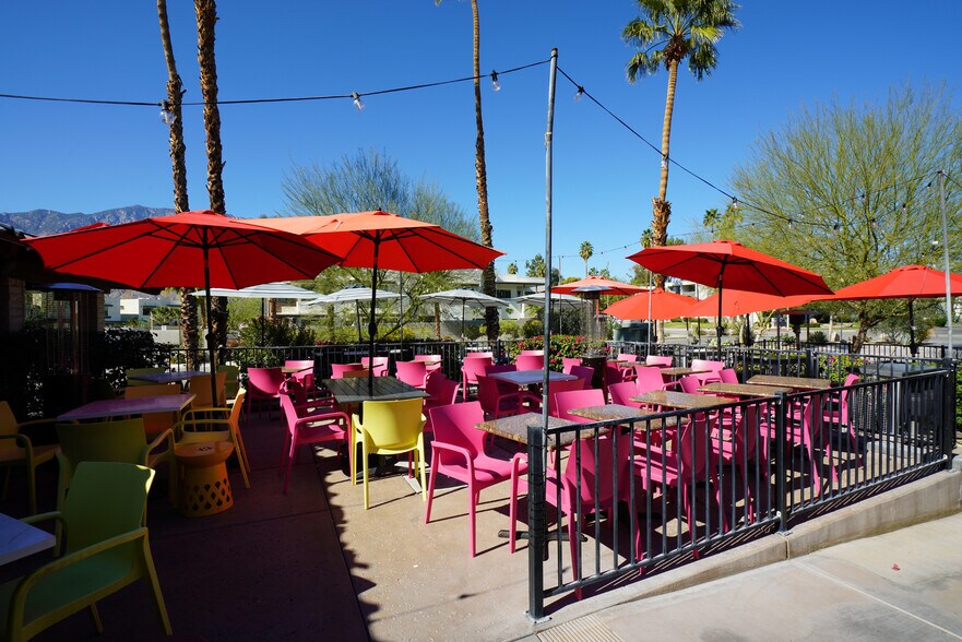 More Photos Of 2825 E Tahquitz Canyon Way, Palm Springs Medical For Sale