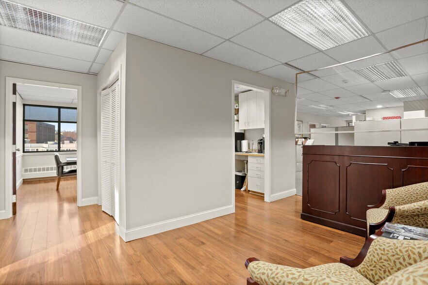 More Photos Of 161 Cherry St, New Canaan Office For Lease