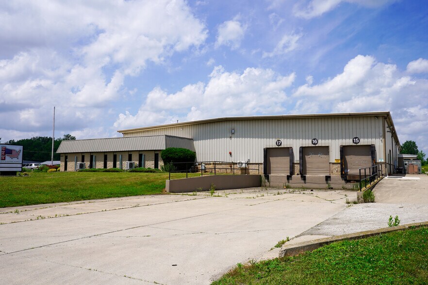More Photos Of 300 Industrial Dr, Angola Manufacturing For Lease