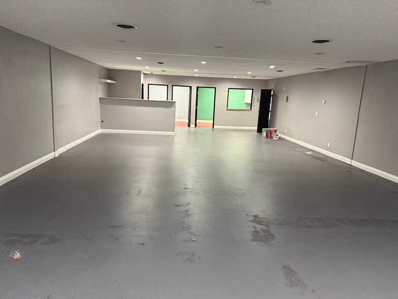 More Photos Of 1725 Beverly Blvd, Los Angeles Medical For Lease