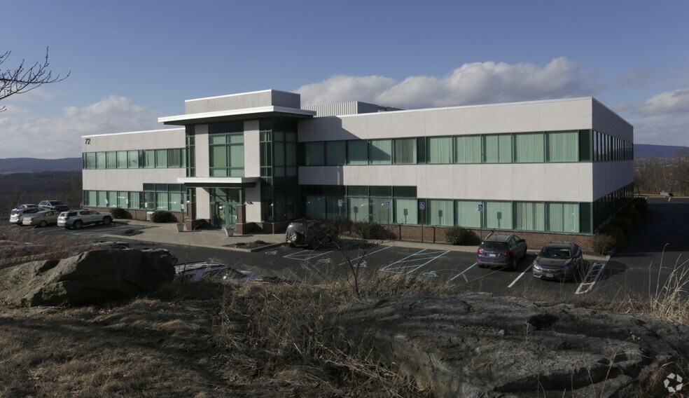 More Photos Of 72 Glenmaura National Blvd, Moosic Office For Lease