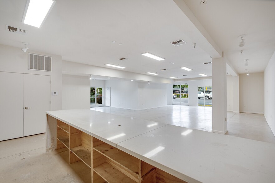 More Photos Of 19230 Sonoma Hwy, Sonoma General Retail For Lease