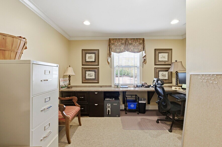 More Photos Of GA Hwy 136, LaFayette Bank For Sale
