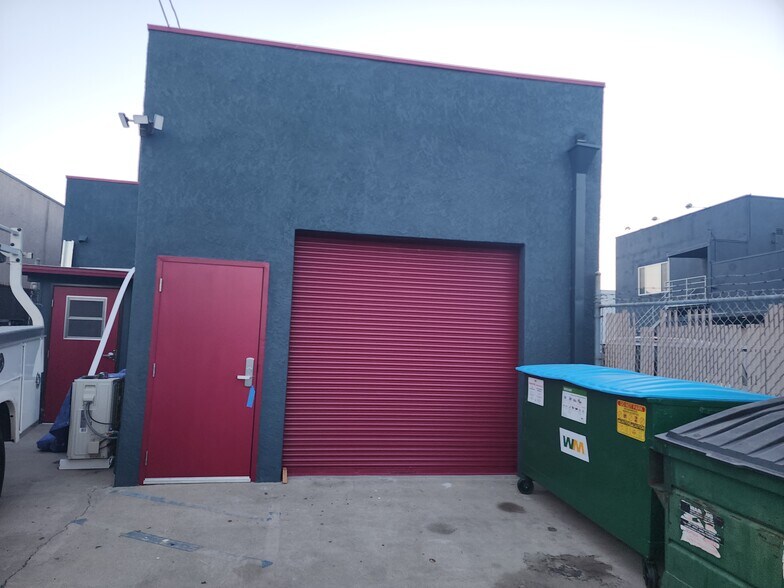 More Photos Of 942 S Gerhart Ave, Commerce Coworking Space