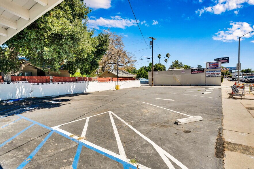 More Photos Of 1192 Garey Ave, Pomona General Retail For Sale