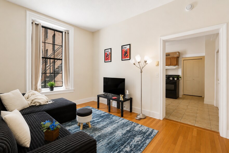 More Photos Of 35 Union St, New London Apartments For Sale