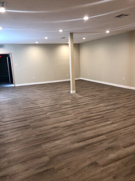 More Photos Of 3911 Fulton St, Houston Religious Facility For Lease