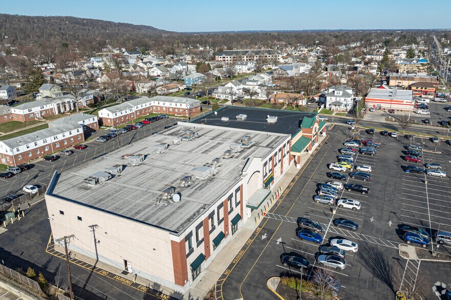 More Photos Of 509-513 W Union Ave, Bound Brook Freestanding For Lease