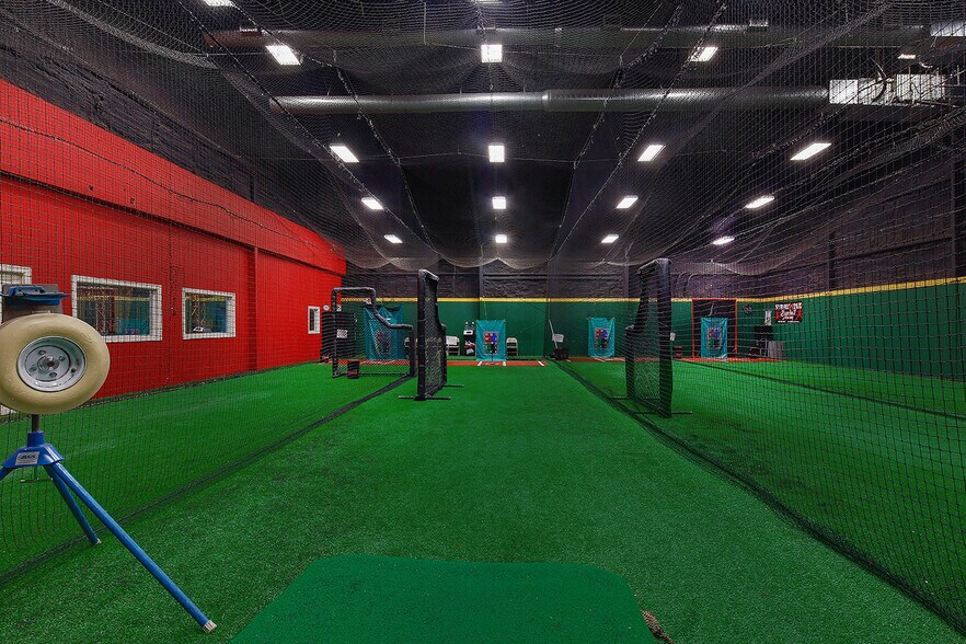 More Photos Of 28611 Blue Jack Ln, Magnolia Sports And Entertainment For Sale