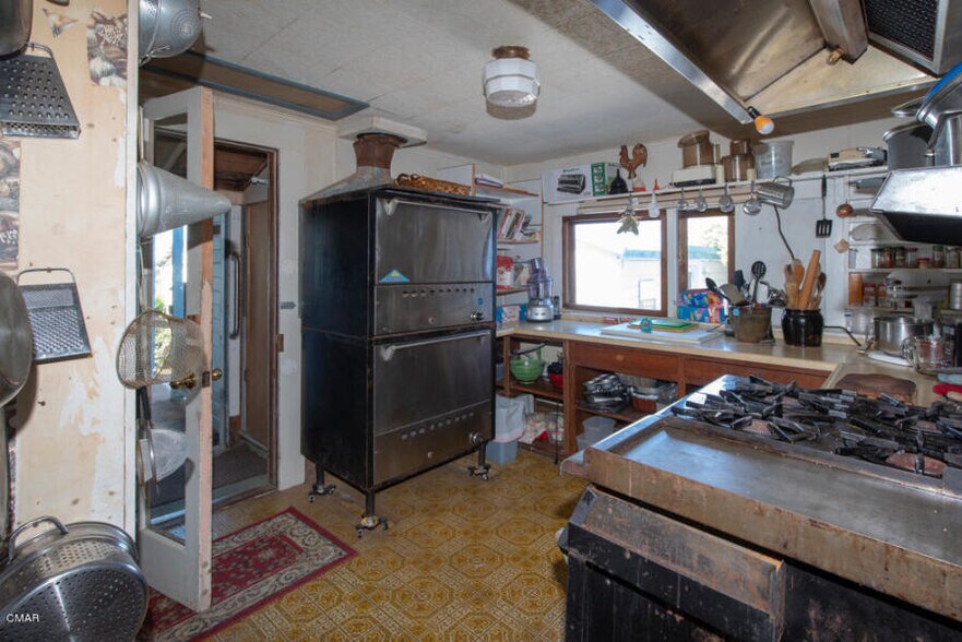 More Photos Of 37040 N Highway 1, Westport Hotel For Sale