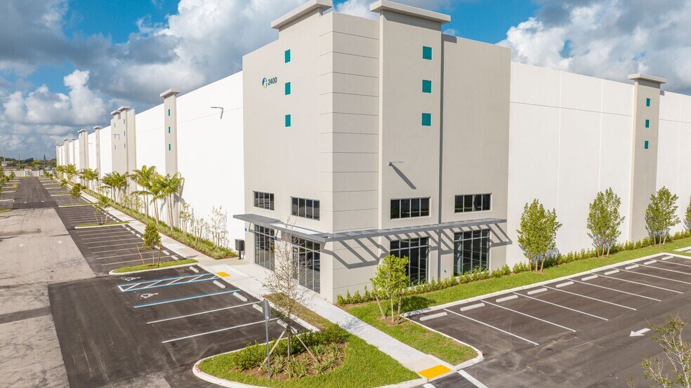 More Photos Of 3500 SW 20th St, Pembroke Park Unknown For Lease