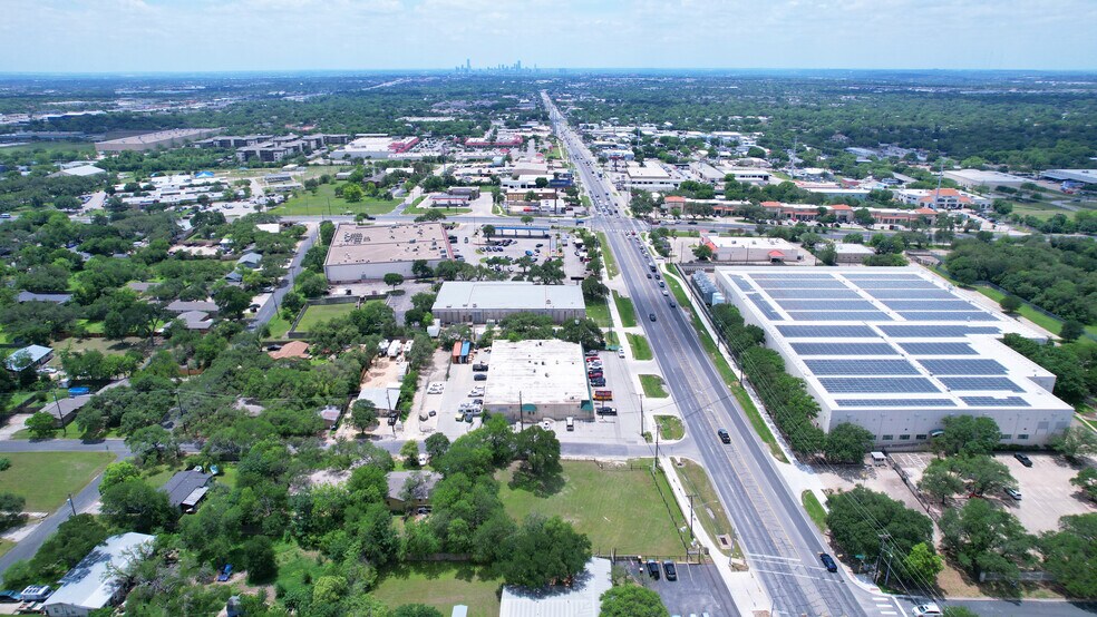More Photos Of 700 W Scurry St, Austin Land For Sale