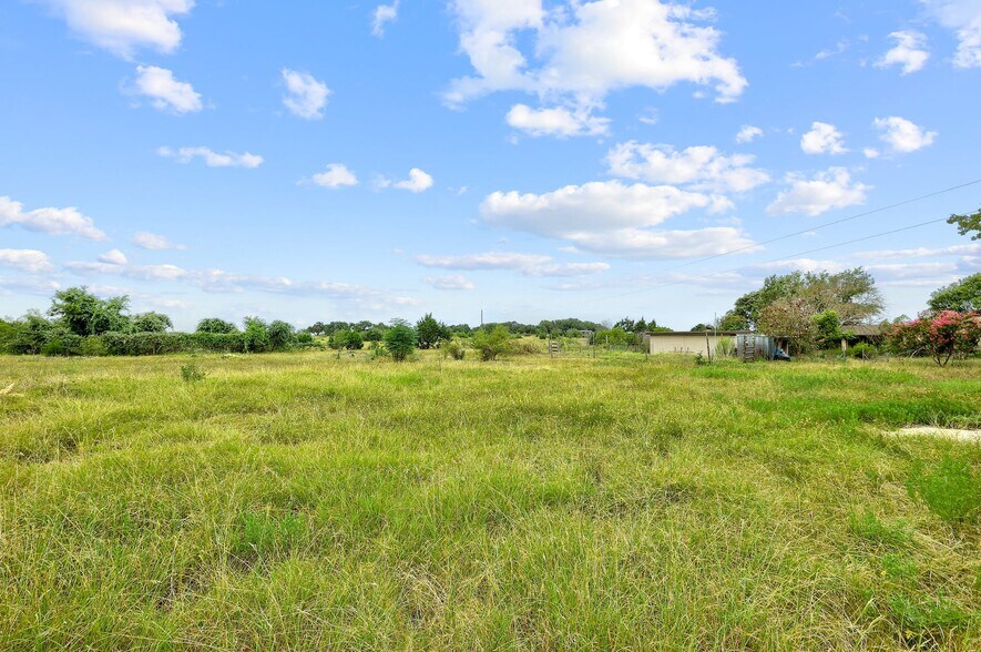 More Photos Of 1500 County Road 279, Liberty Hill Land For Sale