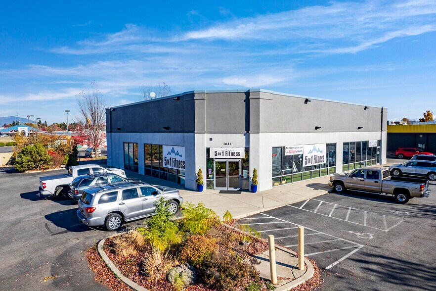 More Photos Of 1631 E Seltice Way, Post Falls Freestanding For Sale