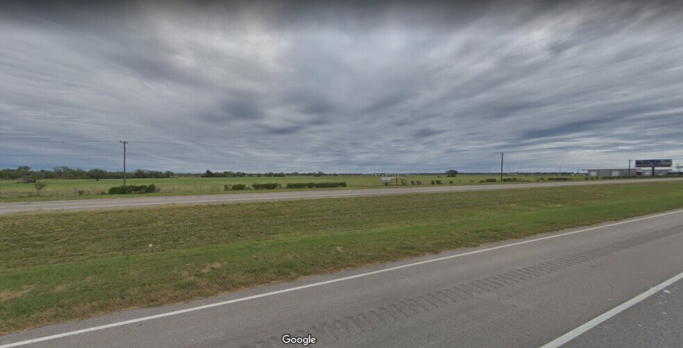 Primary Photo Of 3232 I-37 Frontage Rd, Three Rivers Land For Sale