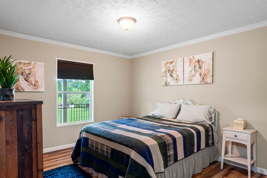 More Photos Of 104 Circle Rd, Newport Manufactured Housing Mobile Home Park For Sale