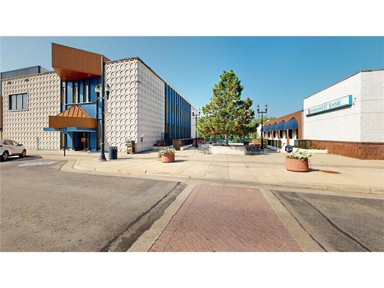 More Photos Of 101 S 1st St, Montevideo Office Residential For Sale