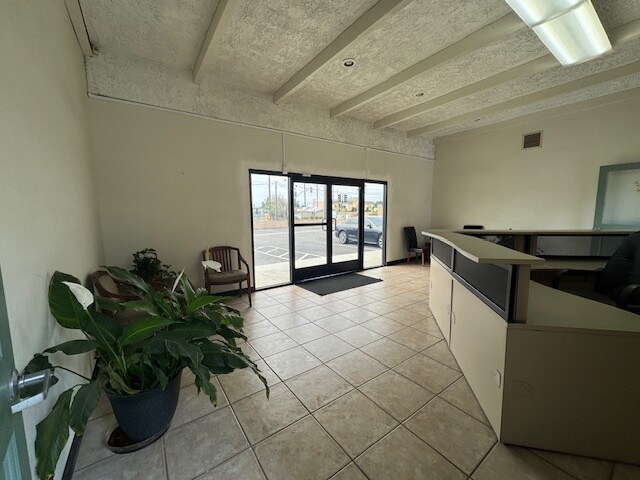 More Photos Of 7111 Garden Grove Blvd, Garden Grove Office For Lease