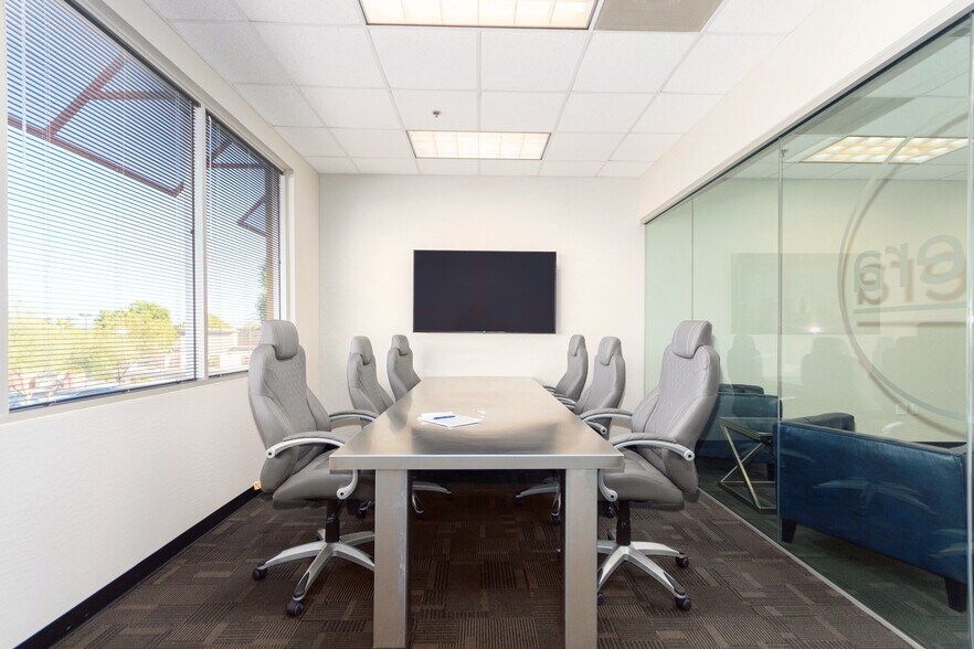 More Photos Of 1110-1166 S Gilbert Rd, Gilbert Unknown For Lease