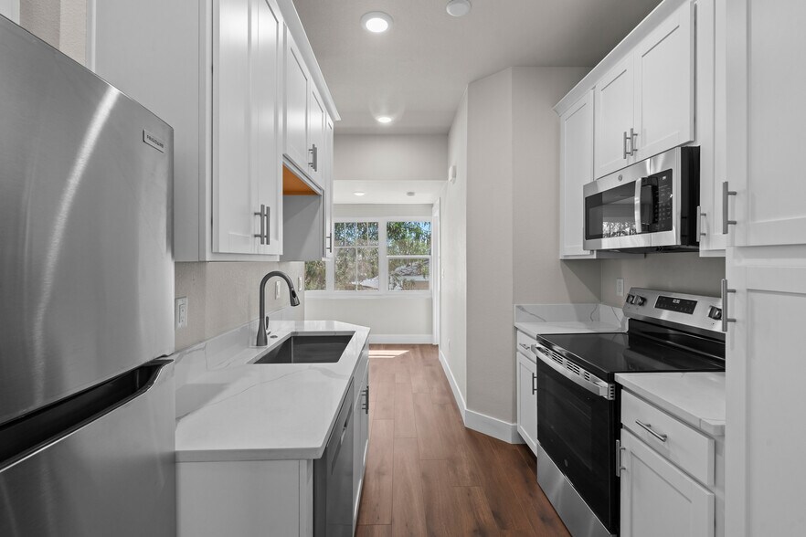 More Photos Of 50 Berrum Pl, Reno Apartments For Sale