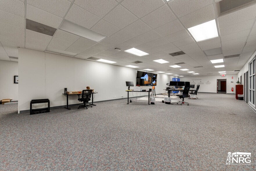 More Photos Of 10325 Younger Rd, Midland Loft Creative Space For Sale