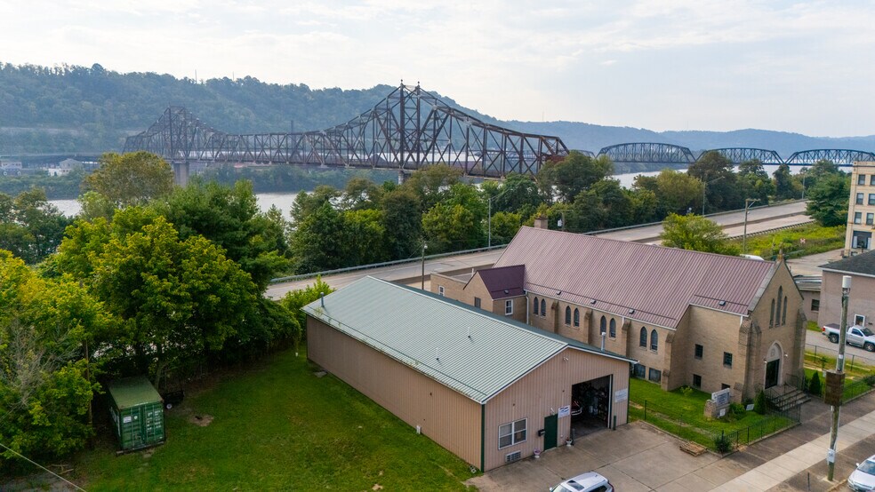 More Photos Of 3470 Belmont St, Bellaire Auto Salvage Facility For Sale