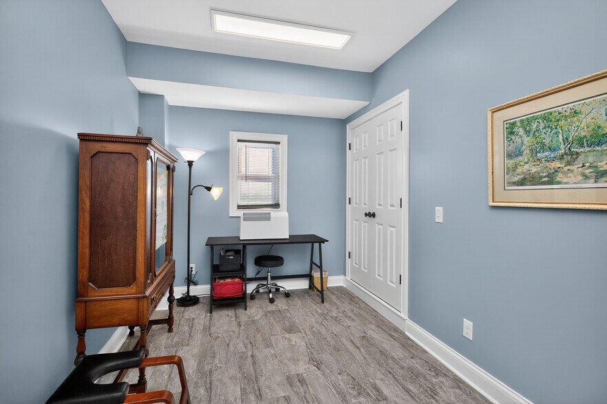 More Photos Of 446 Roy Arnold Blvd, Danville Industrial For Sale