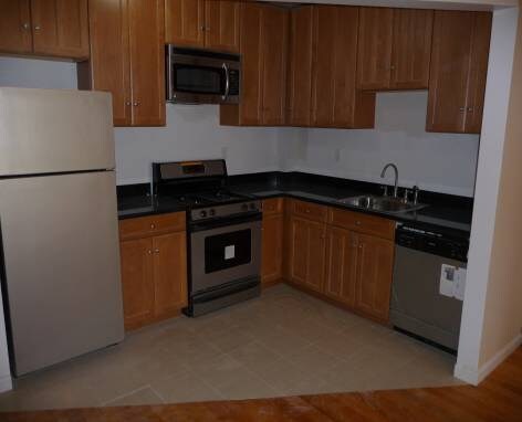 More Photos Of 202-204 E 110th St, New York Apartments For Lease