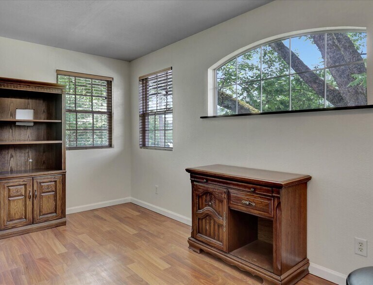 More Photos Of 1110 Cozy Acres Rd, Mountain Pine Apartments For Sale