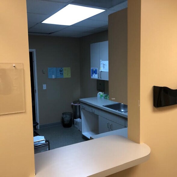 More Photos Of 4700 E Iliff Ave, Denver Medical For Lease