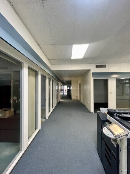 More Photos Of 1445 Montana Ave, Jacksonville Flex For Lease