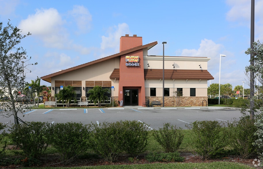 More Photos Of 5490 Stadium Pky, Melbourne Restaurant For Sale