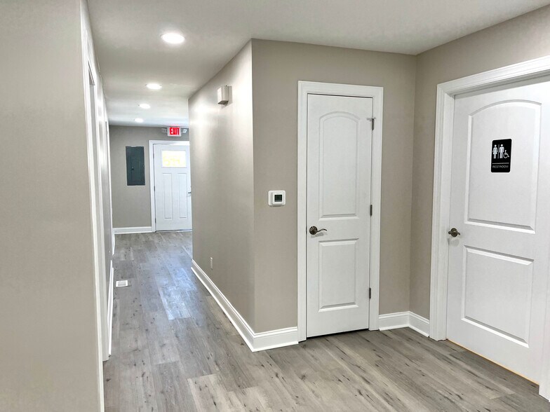 More Photos Of 108 Justice Heights St, Apex Medical For Sale