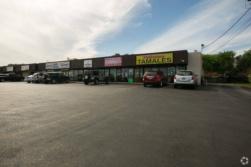 More Photos Of 13513-13533 Nacogdoches Rd, San Antonio Unknown For Lease