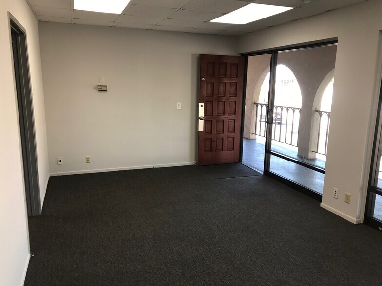 More Photos Of 11562-11590 Trask Ave, Garden Grove Flex For Lease