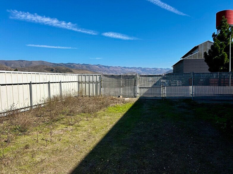 More Photos Of 202 Tank Farm Rd, San Luis Obispo Office For Lease