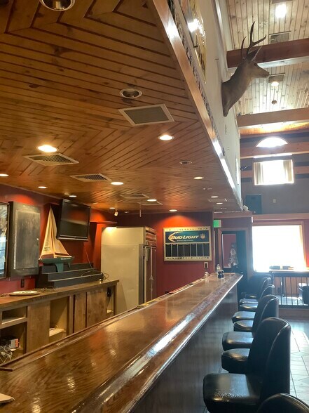 More Photos Of 418 Main St, Youngstown Restaurant For Sale
