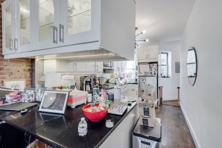 More Photos Of 14 Lincoln Pl, Brooklyn Apartments For Sale