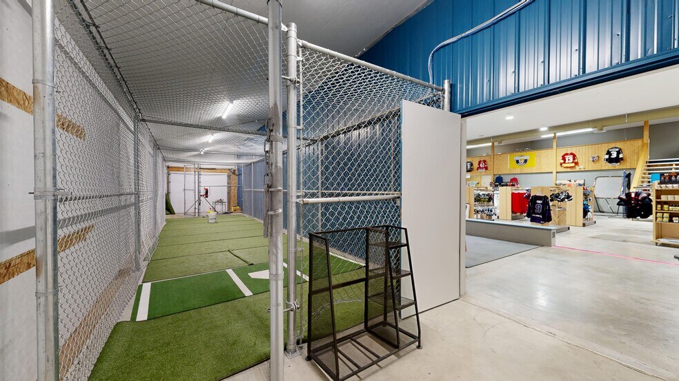 More Photos Of 4902 51 Av, Stettler Freestanding For Lease