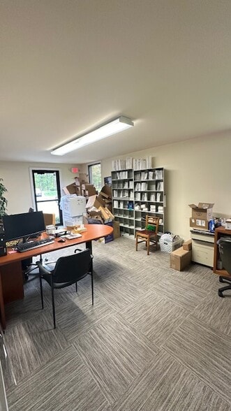 More Photos Of 412 Ewan Rd, Mullica Hill Medical For Lease