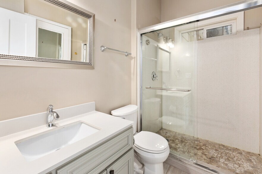 More Photos Of 2309 Webster St, San Francisco Multifamily For Sale