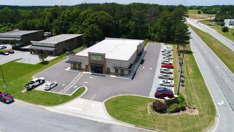 More Photos Of 801 Garmon Park Ct, Loganville Office For Lease